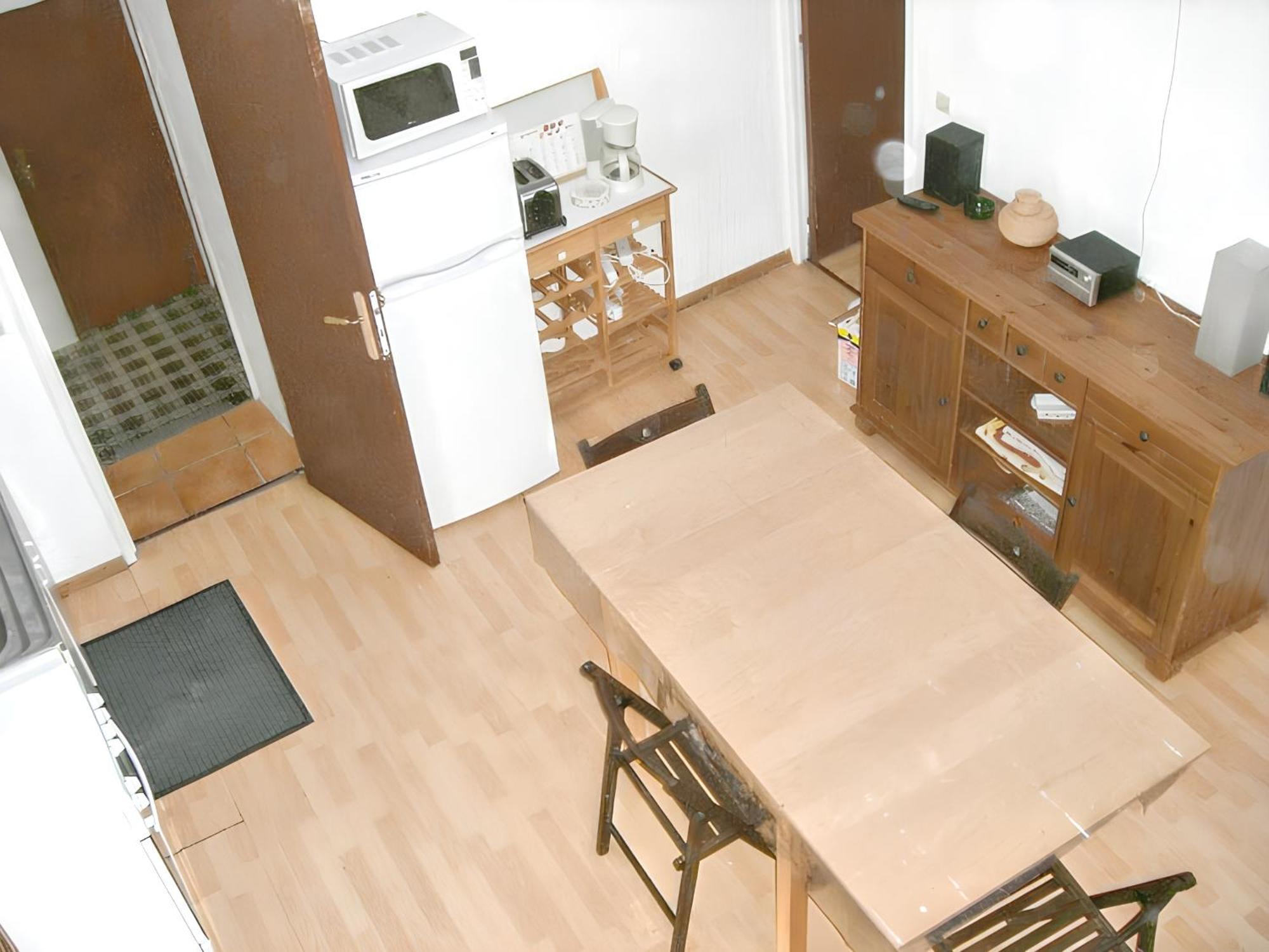 Maison Charmante Avec Terrasse Et Jardin A Noves Exterior foto